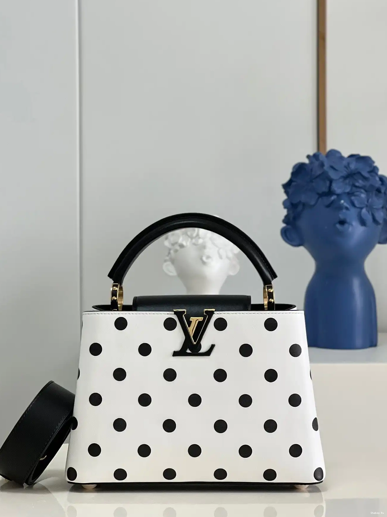 BB CAPUCINES VUITTON LOUIS 0603